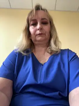 Irina2909xh online show from April 9, 8:42 am