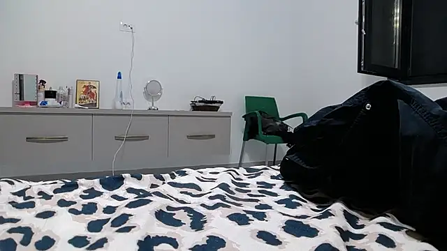 AmiraRosse online show from September 9, 5:02 pm