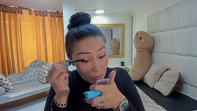 gaby trent online show from February 5, 2:53 pm