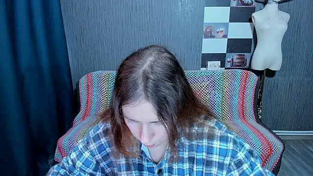 pa1e pr1ncess online show from March 16, 6:50 am