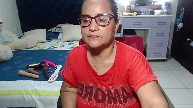 pervert mommy  online show from April 8, 11:12 am