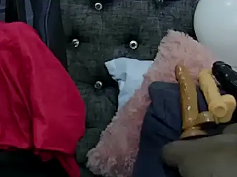 sara greyx online show from March 7, 1:34 am