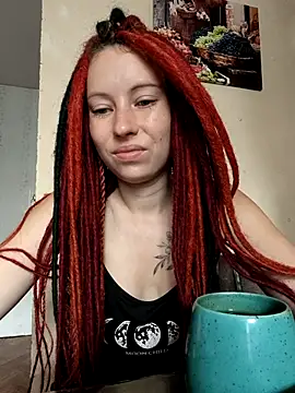 Snapshot of Frost_foxy chatting on September 14, 5:05 am Frost foxy online show from September 14, 5:05 am