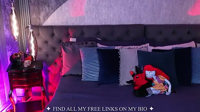 Charlotte Germanotta  online show from March 7, 12:23 pm