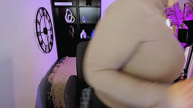 Shannonshine online show from April 13, 1:12 pm