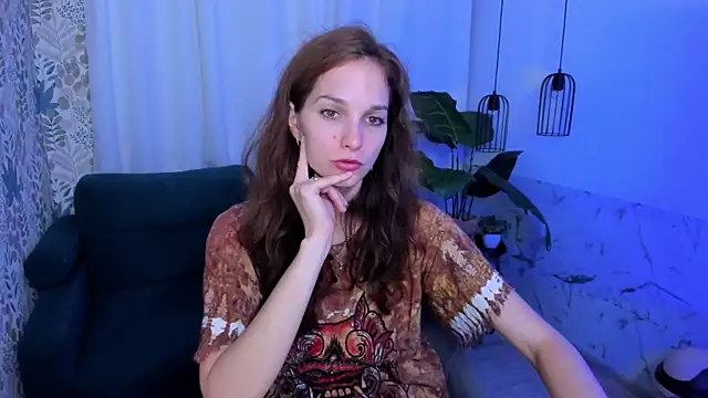 MirandaGlow online show from July 15, 5:34 am