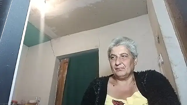 ExquisiteMature online show from September 21, 8:40 pm