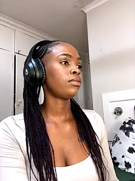 LuciousLips96 online show from September 20, 9:51 am