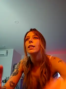 LilyOrion online show from March 9, 10:57 pm