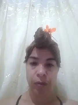 mari657 online show from April 18, 1:30 am