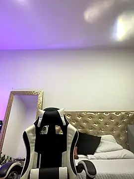 Fancyxlove online show from November 5, 12:54 pm