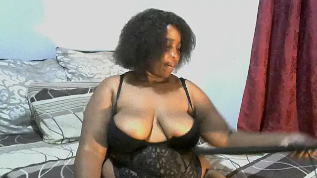 LadyLillyX online show from March 15, 6:32 pm