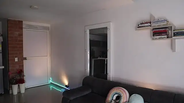  Vahos  online show from March 7, 7:54 pm