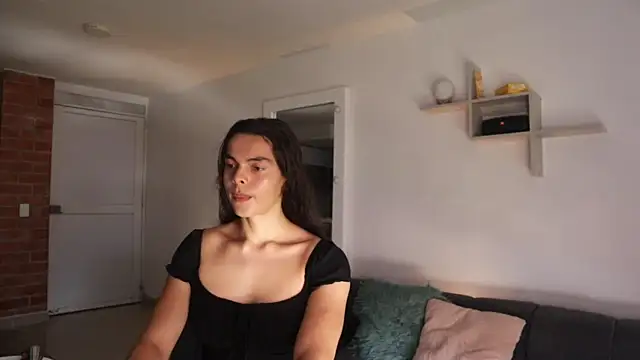  Vahos  online show from October 15, 5:26 pm