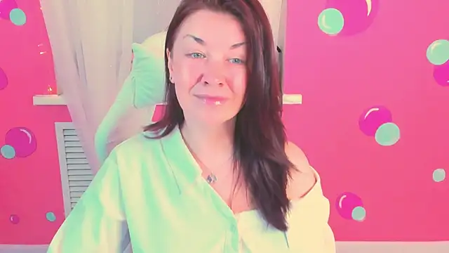 AnaMills online show from June 2, 3:13 pm