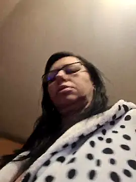 Amberhotqueen online show from November 21, 7:32 am