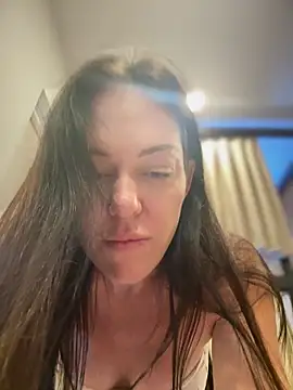 LilliThelo online show from February 8, 3:10 am