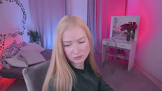 Laly Peach online show from February 9, 7:21 am