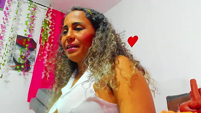 samantha  smile online show from November 10, 2:17 am