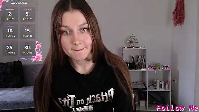 Snapshot of _Sweet_Lilit_ chatting on October 15, 9:45 am  Sweet Lilit  online show from October 15, 9:45 am