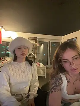 Etwas neugierig online show from March 18, 6:57 pm