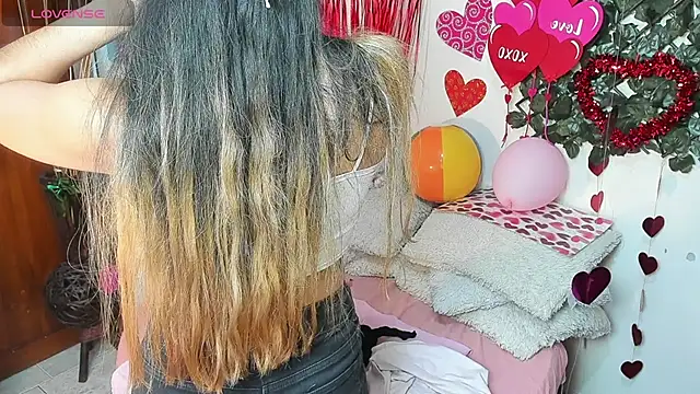 DestinyHills online show from February 16, 12:38 pm