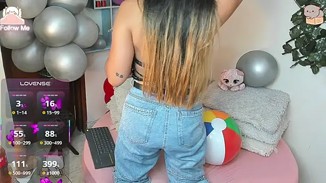 DestinyHills online show from March 6, 1:06 pm