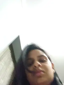 DirtySnowball69 online show from July 9, 9:50 pm