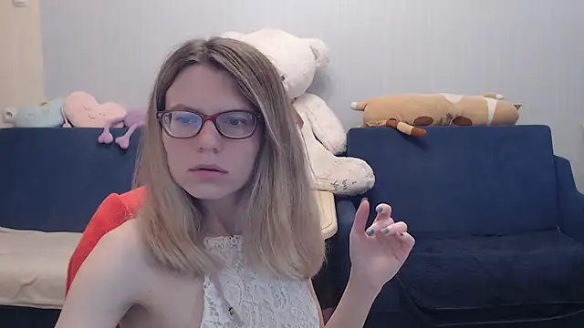 night is dark online show from April 21, 5:53 pm