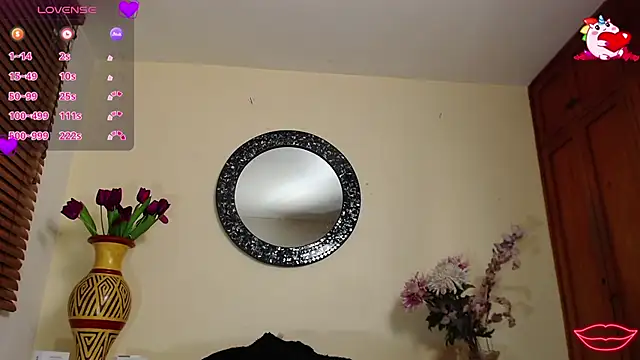 NicoleSantana online show from February 26, 11:26 pm