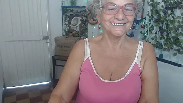FunnyGrandma online show from December 13, 7:53 pm