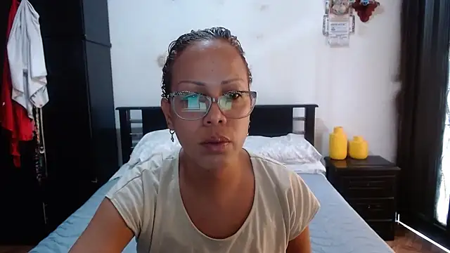 Snapshot of sensual_nataliee chatting on October 13, 2:09 pm sensual nataliee online show from October 13, 2:09 pm