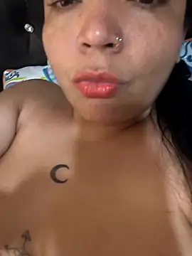 NIKOLE1301 online show from April 13, 1:45 pm