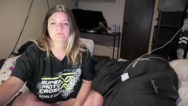 magicsparkles online show from February 27, 1:05 am