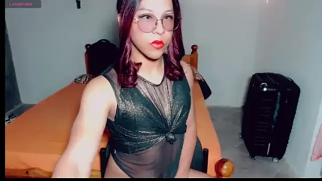 SakuraDumas online show from April 14, 8:20 pm