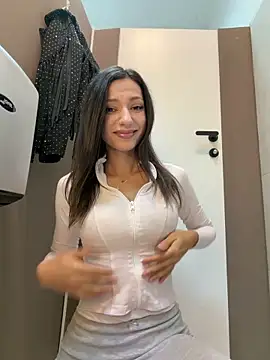  MiaQueen  online show from November 7, 9:42 pm