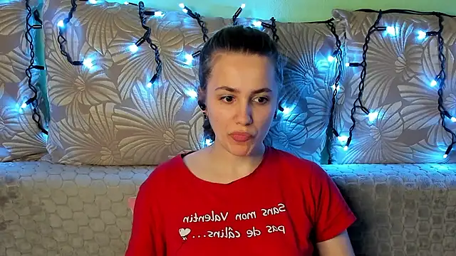 MaggieCake online show from March 5, 1:12 am