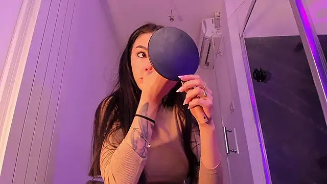 realhotfallingdevil online show from March 16, 5:44 am