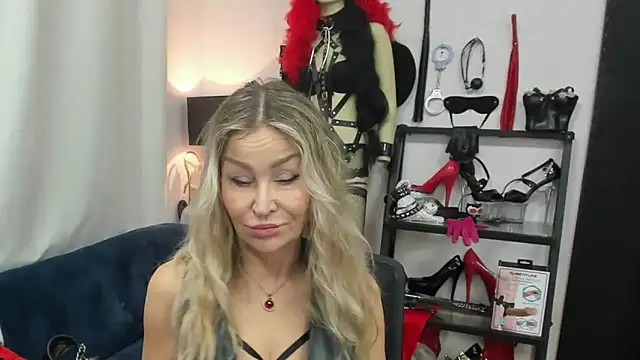 crystaLUX online show from December 18, 6:29 am