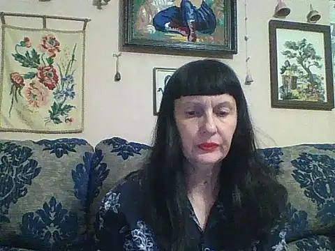 MelanyBanks online show from April 10, 7:03 am