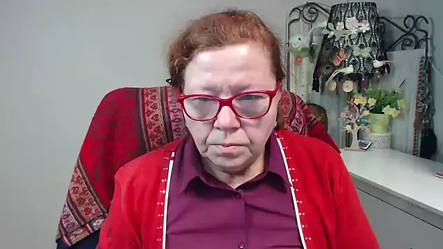 Adelewildx online show from November 19, 4:23 am