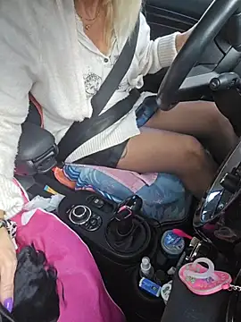 Nathotsexy1 online show from November 18, 8:48 am