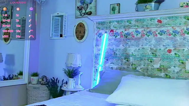 NikkiStarX online show from November 20, 4:02 am