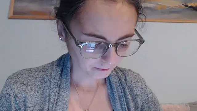 cleophee online show from December 15, 7:57 am