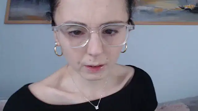 cleophee online show from April 9, 6:05 am