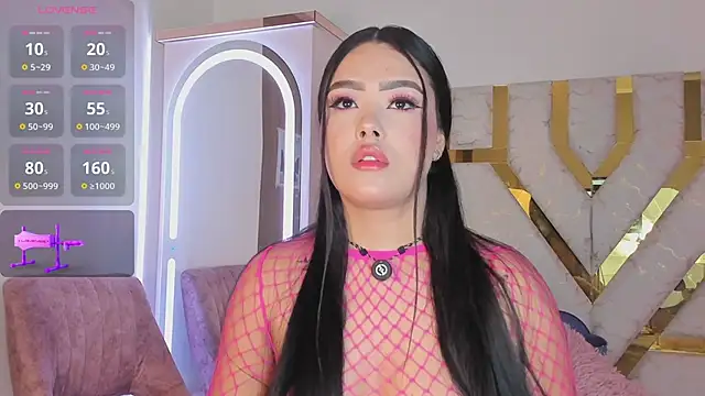 sophy champagne online show from January 6, 1:20 am