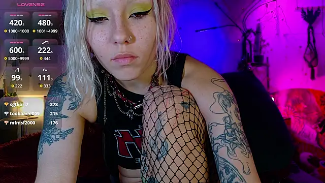 olivecum online show from March 16, 1:37 pm