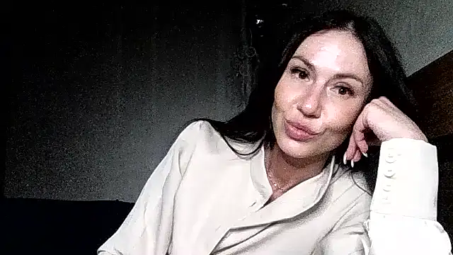 JulianaGold1 online show from May 21, 6:39 pm