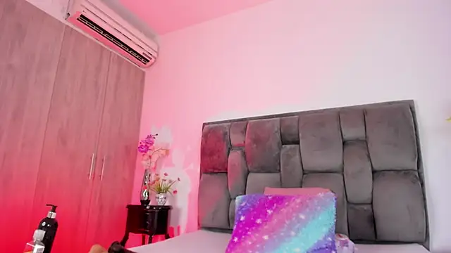 tanyyaa online show from November 13, 11:15 pm