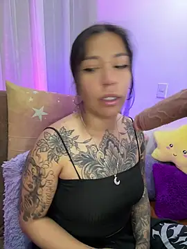  antonella dreamss online show from April 18, 8:42 pm